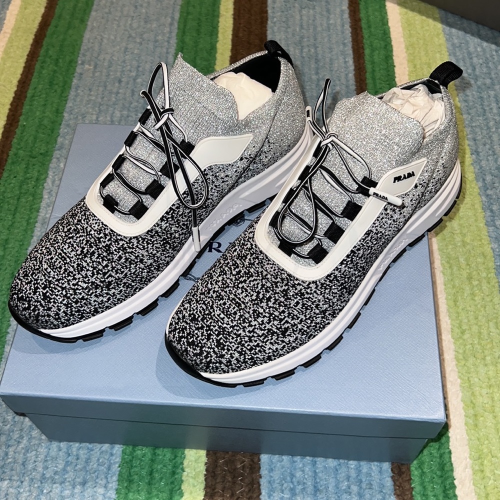 Prada authentic knit black and silver sneakers - Picture 4 of 5